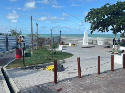 Prefeitura de Goiana entrega nova praça em Ponta de Pedras